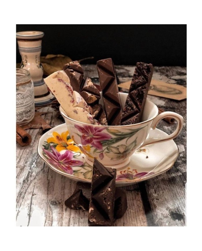 M.Cluizel- Chocolate bar Just my "Mon truc a moi" with nougat